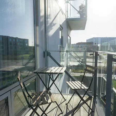Beautiful 1-br W A Balcony By Harbour - 82